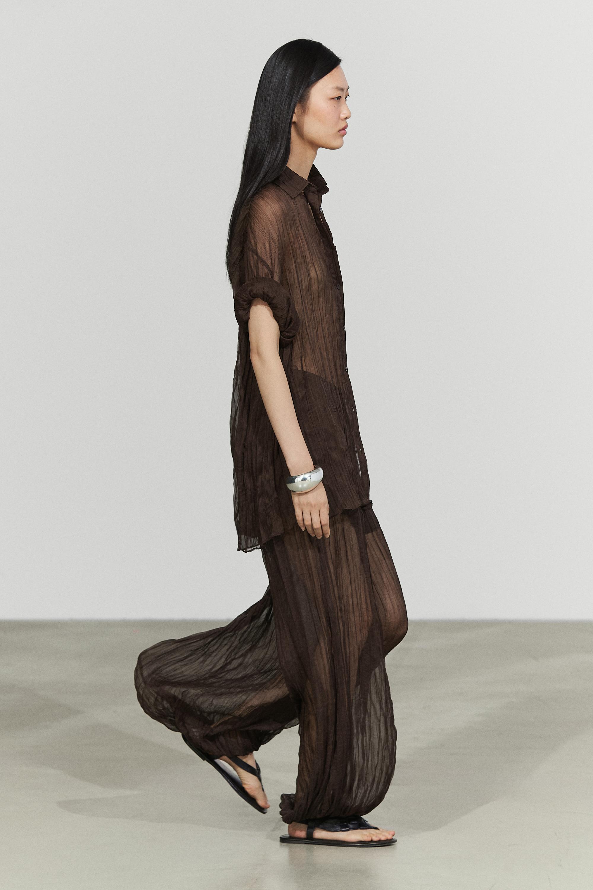 Pleated total look shirt